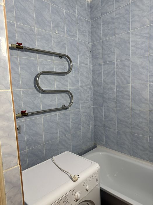 Продам 2 комн квартиру в теплом доме