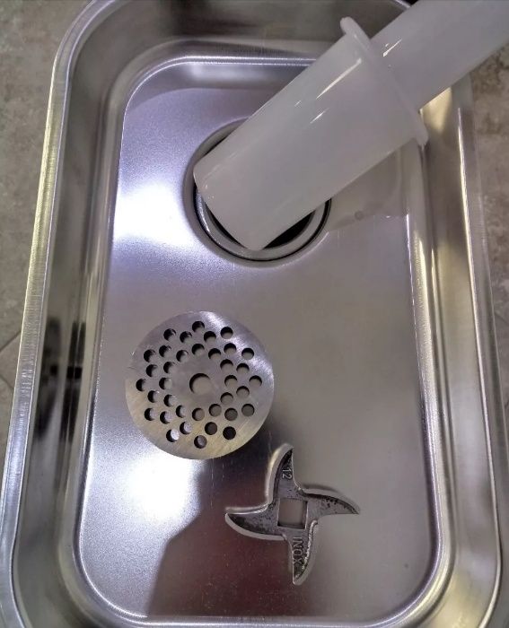 Професионална електрическа месомелачка неръждаема ном. 8 ном.12 ном.22