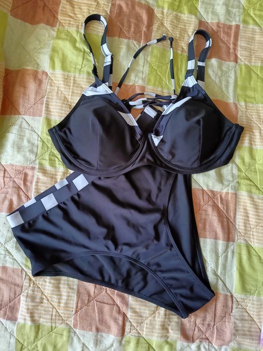 Женский купальник. Раз. 1XL.
