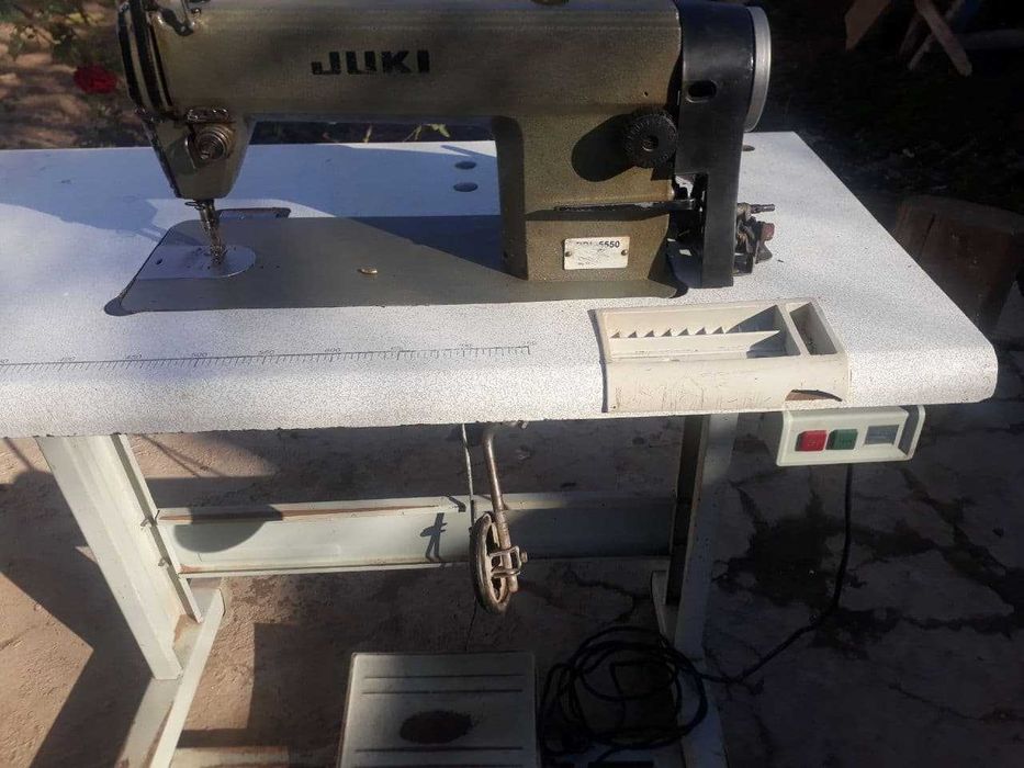 JLIKI DDL 5550 Япония швейные машины .