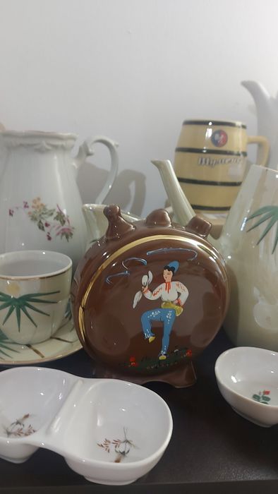 Колекция български порцелан