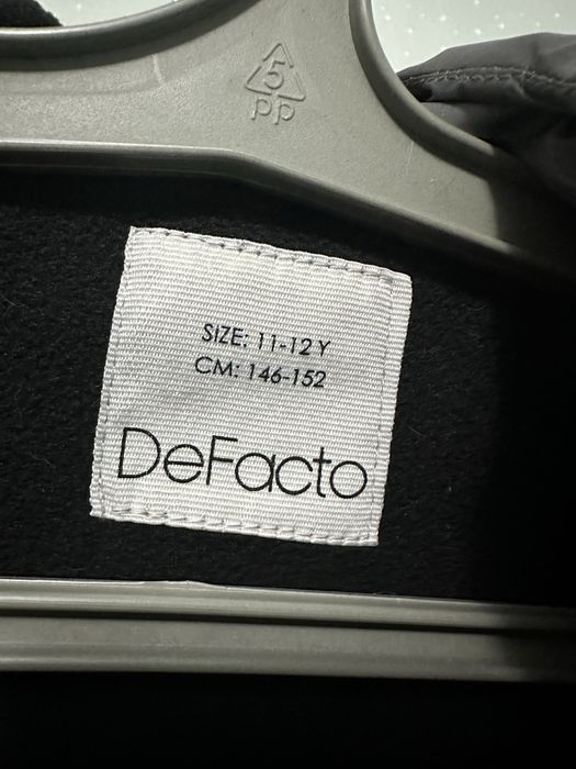 Продам куртку , можно и девочкам и мальчикам