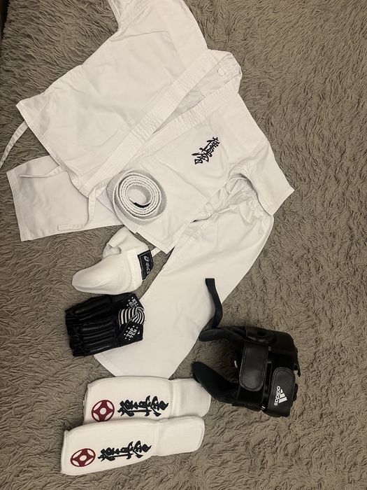 Кимано на мальчика от 3 до 5 лет