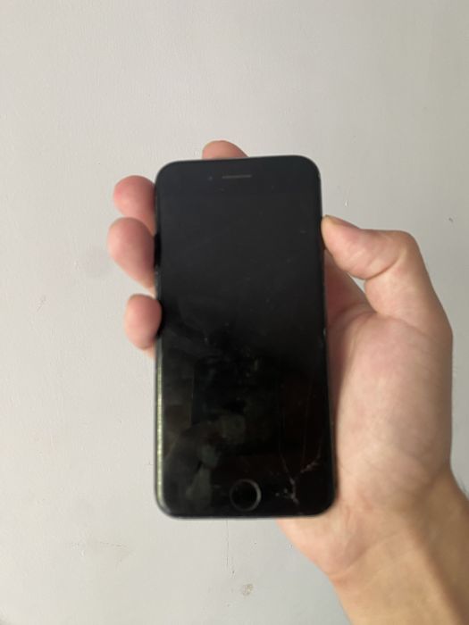iphone 7 qora matblack 32 xotira
