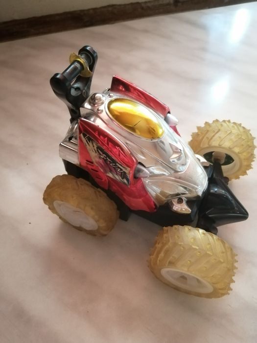 Машинки детские, пистолет продам