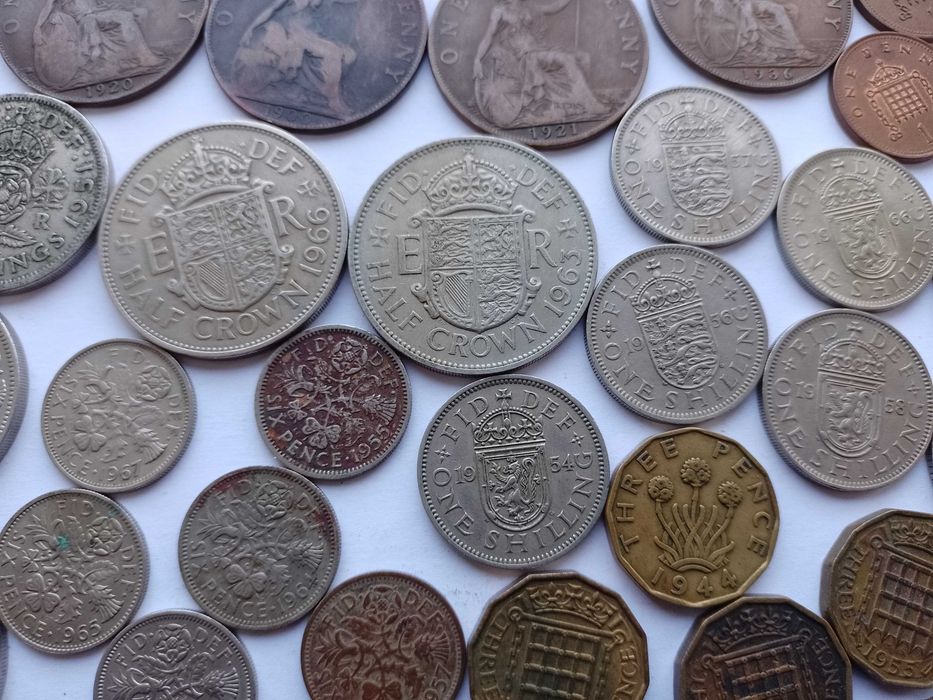 Lot 50 monede ani diferiti Anglia