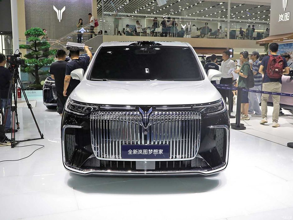 Voyah Dreamer Full Продажа за наличные и халяльная продажа в рассрочку