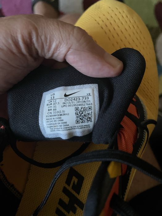 Vând pantofi sport Nike Air Zoom Pegasus