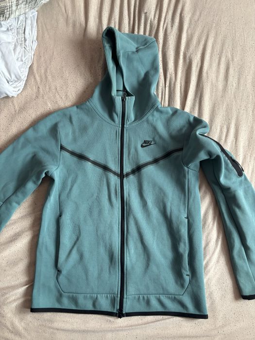 Nike tech fleece