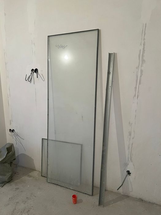 Балконная рама и стеклопакет