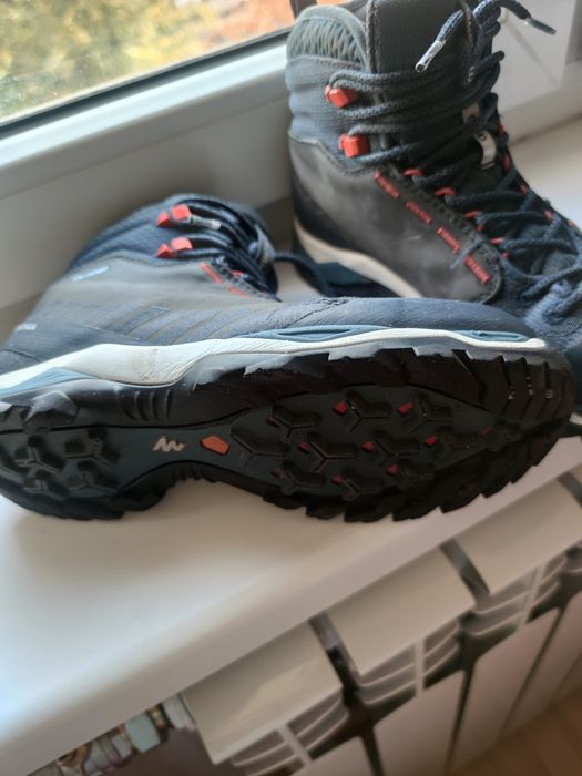 Горные трекинковые ботинки