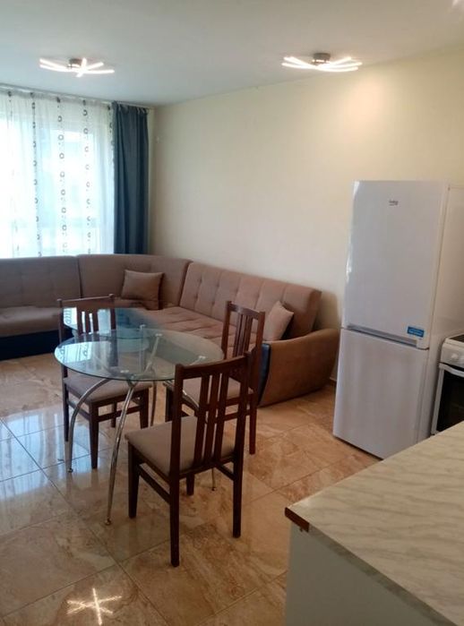 Дава се под наем Двустаен апартамент в София, Полигона - 75 кв.м за 550 € - Снимка #2