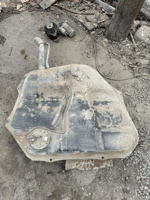 Запчасти галант дутый