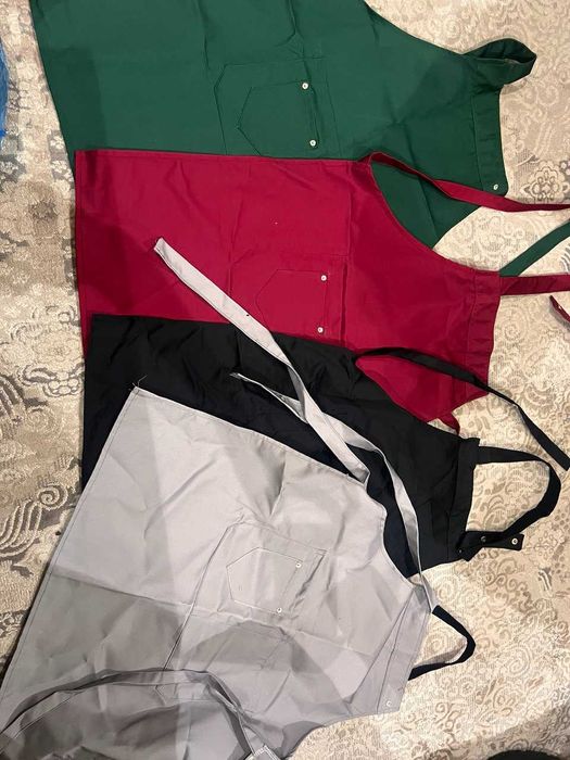 детские водолазки и фартуки для взрослых