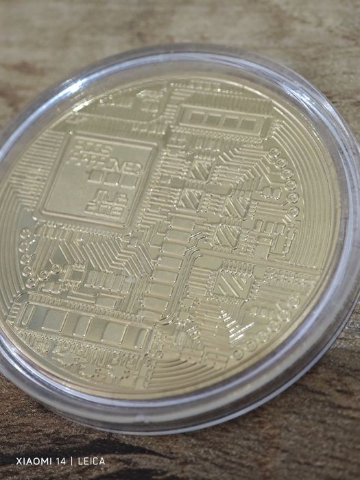 Сувенирна монета Биткойн