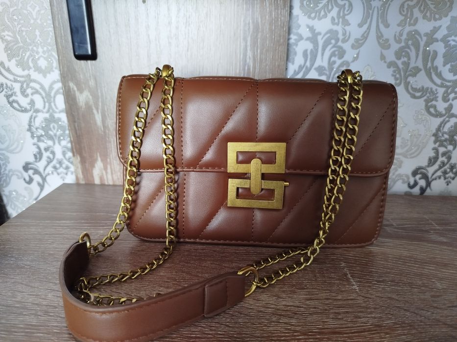 Сумка коричневая кожаная