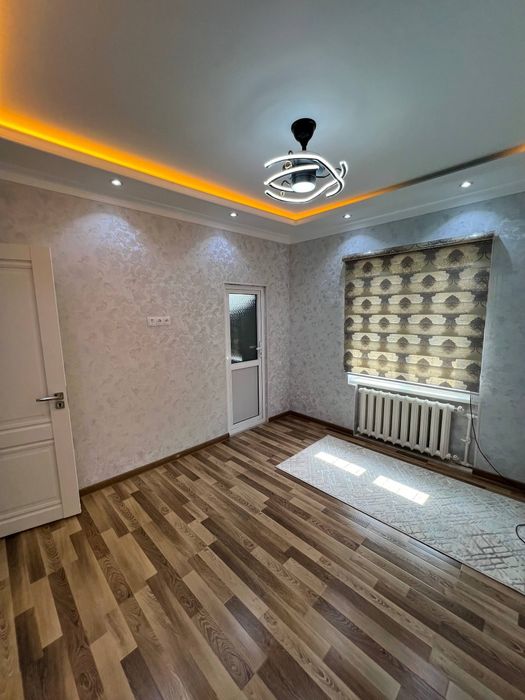 Сергели У́згариш 2 метро