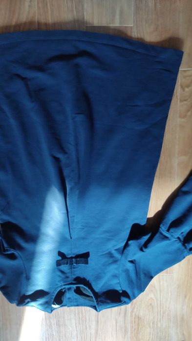 продаю вещи на девочку( платья). Рост 116