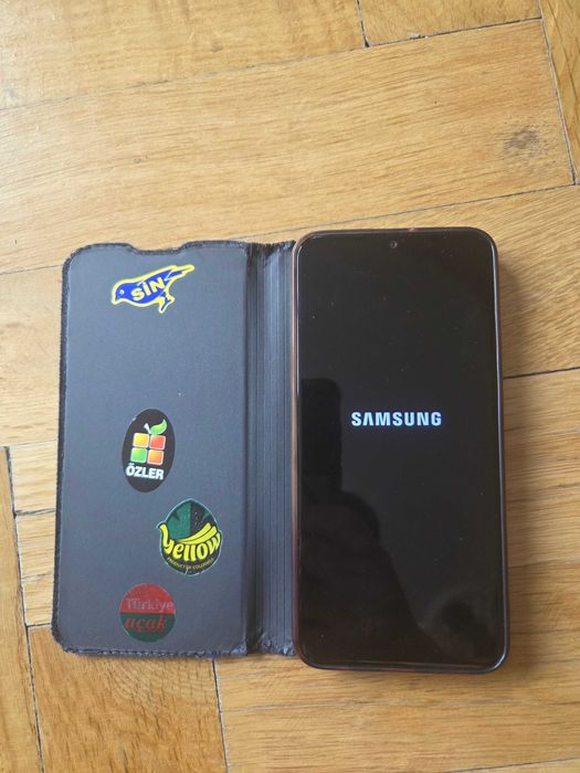 Telefon mobil smartphone Samsung Galaxy A20e, Dual SIM, 32GB, 4G, Black, in stare foarte buna