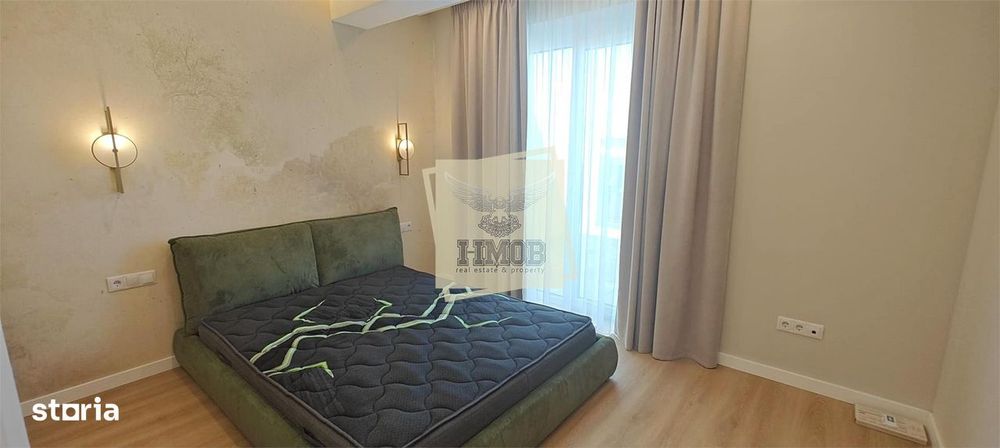 Penthouse cu 4 camere 3 bai si terasa 88 mp in zona Lazaret