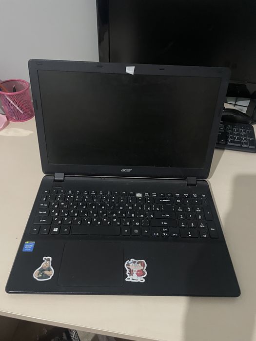 Aser старенький ноутбук