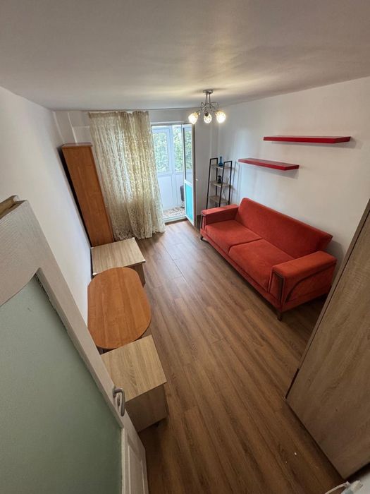 Apartament 2 Camere Decomandat,Etaj 7/10,Metrou Lujerului, Renovat