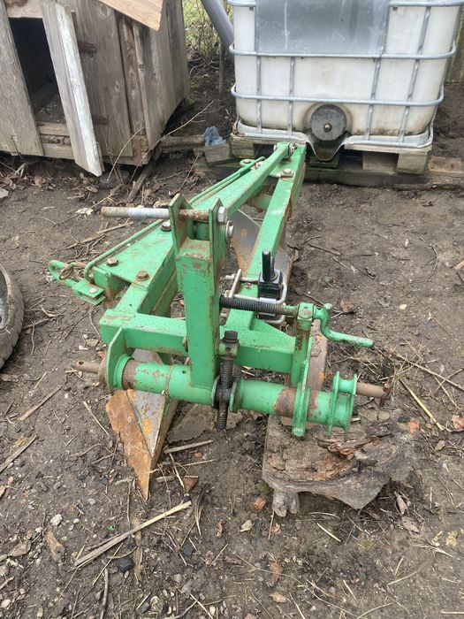 Plug de vanzare pentru tractor