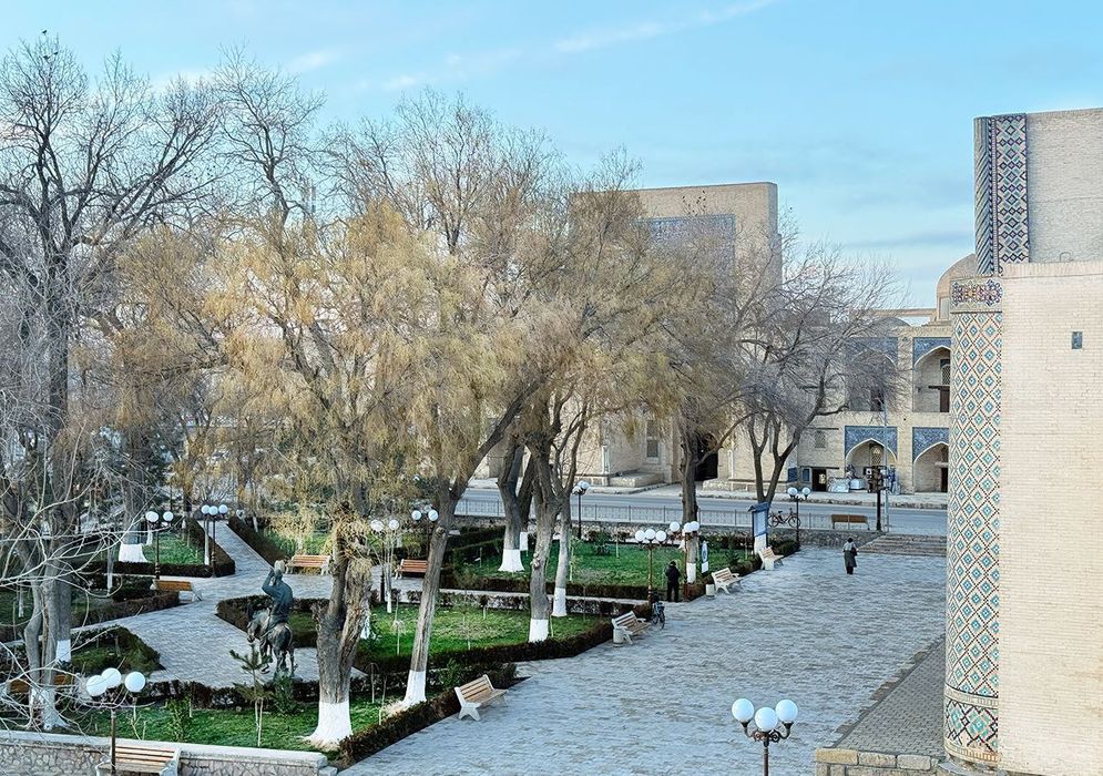 Гостиница Асл возле ляби хауза