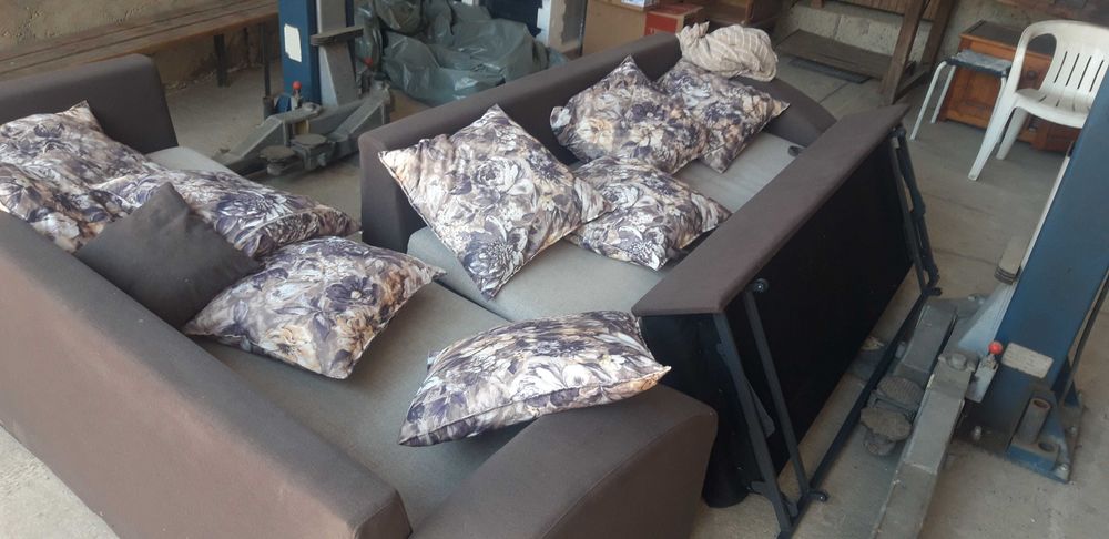 Диван ъглов разтегателен