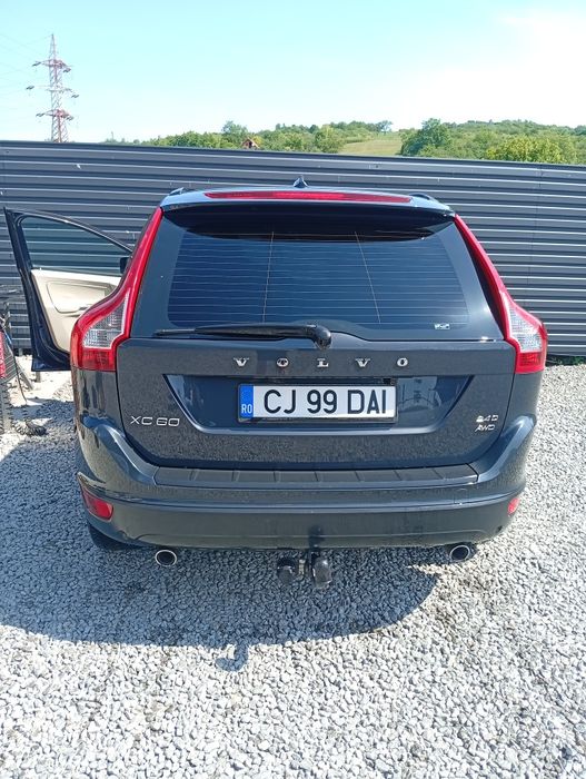 VOLVO XC60 0