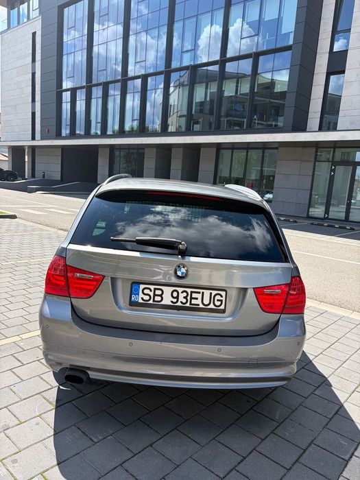 BMW Seria 3 2011 — imagine 3