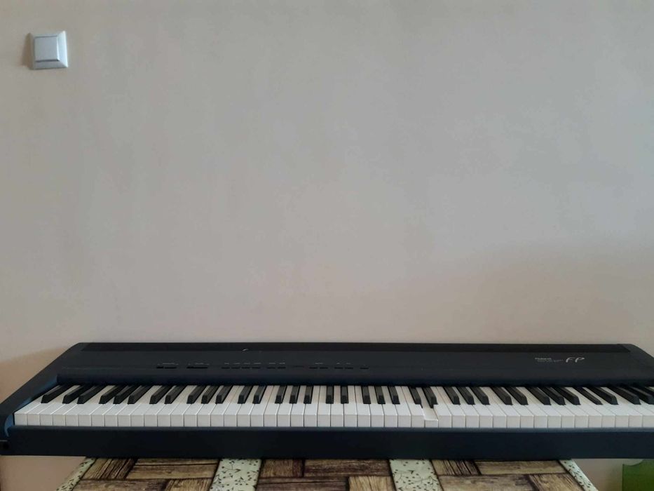 Дигитално Stage пиано