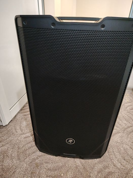 Активна тонколона Mackie srt 215