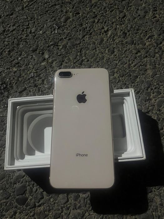 Iphone 8+ белый цвет