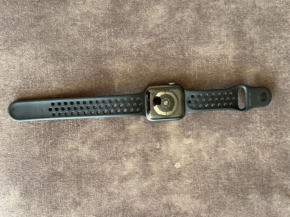 Apple watch 5 44mm Nike