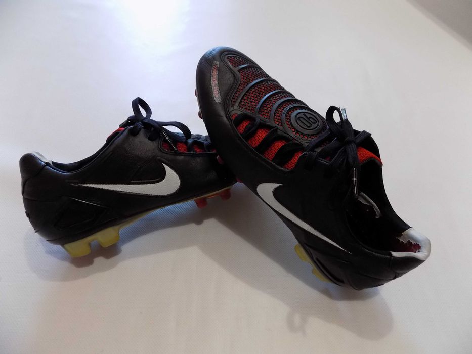 футболни бутонки nike total 90 laser калеври обувки мъжки оригинални номер 45