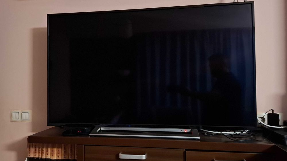 Телевизор Toshiba 49" 4K LED