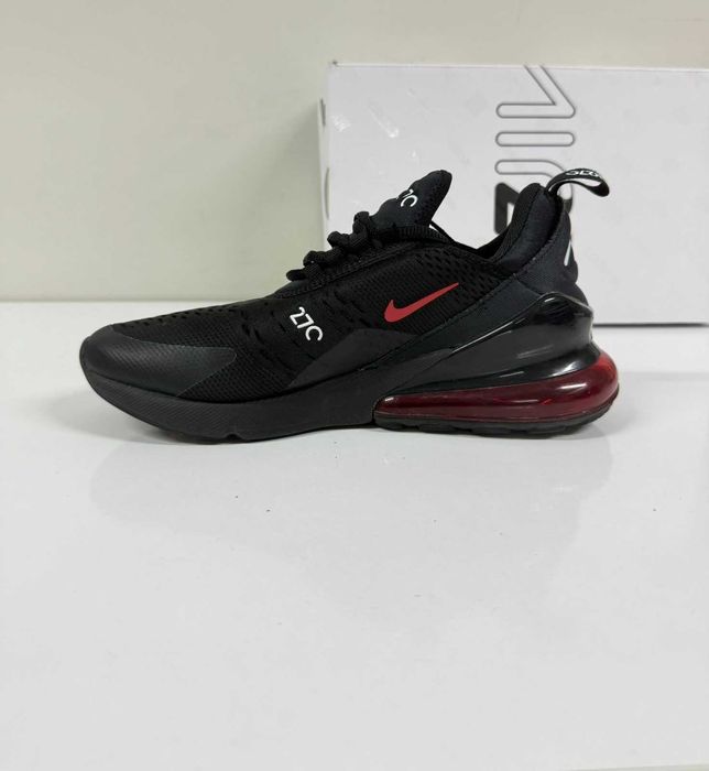 Nike Air Max 270