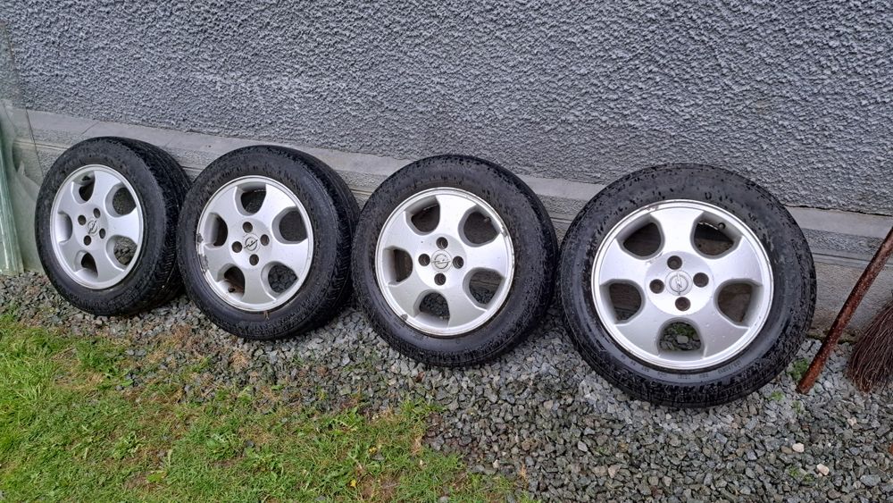 Jante OPEL aliaj aluminiu anvelope/cauciuc 185 65 R15 88H