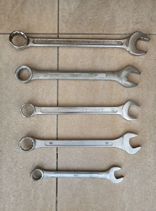 Продам ключи разные