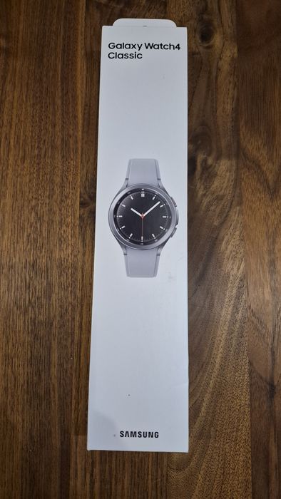 Смарт часовник Samsung Galaxy Watch 4, 46 mm, Classic, Silver