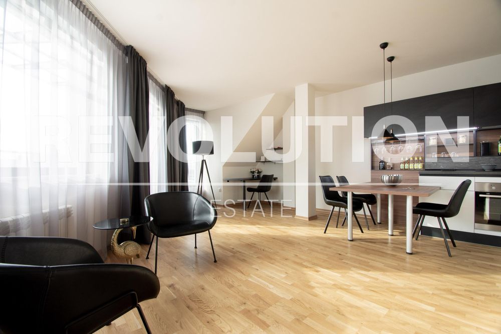 Дава се под наем Двустаен апартамент в София, Лозенец - 140 кв.м за 1200 € - Снимка #6