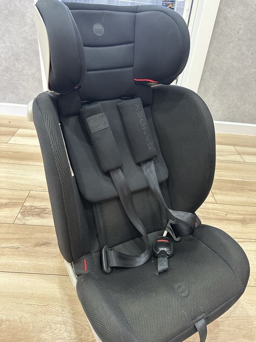 Продам авто кресло детски