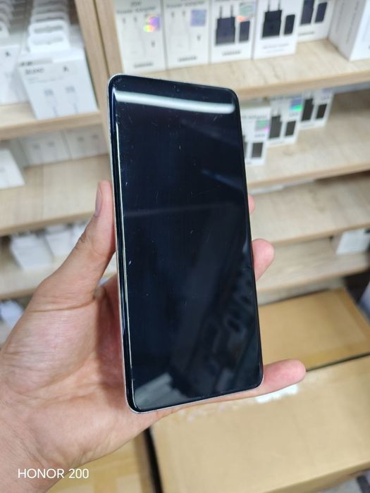 Samsung s20 pilus 8/256
