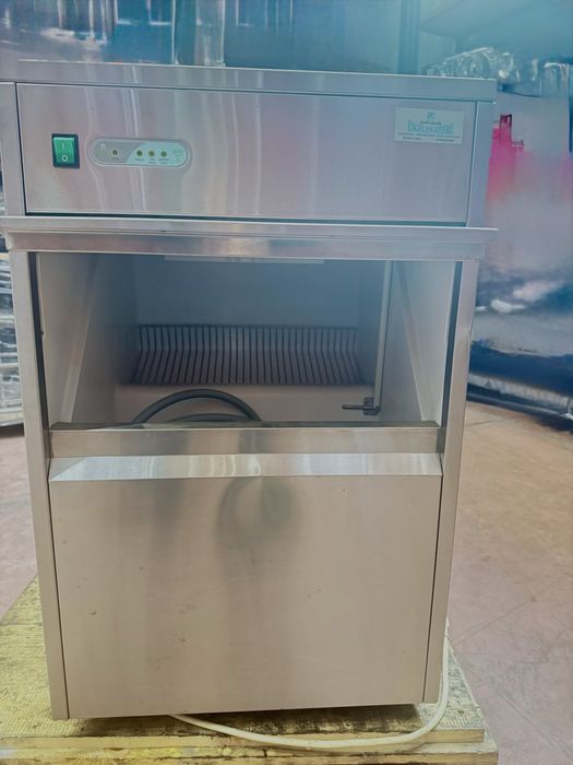 Ледогенератор,втора употреба,запазен