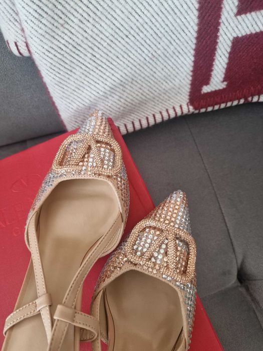 Chanel Valentino обувки с ток