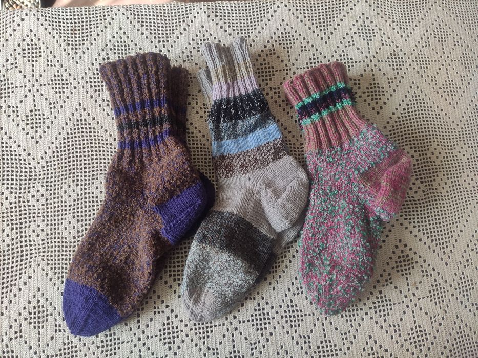 Ръчно плетени шарени чорапи (от 36 до 42 размер)