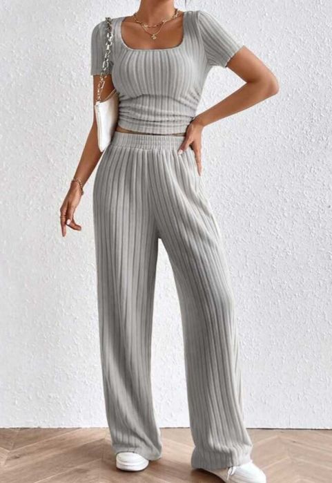 Дамски комплект Ново