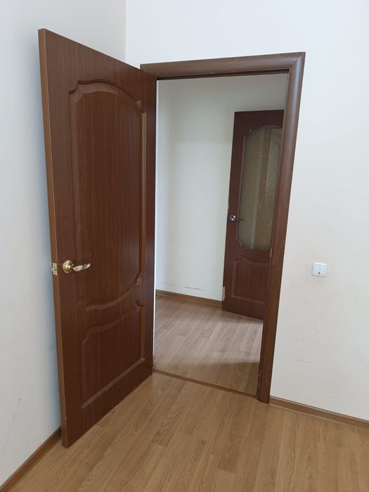 Меж комнатные двери