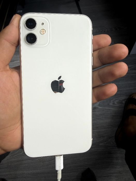 iPhone 11 64gb srochna